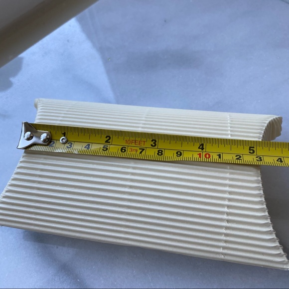 50 Creamy Ivory Textured Pillow Favor Box - Picture 7 of 10